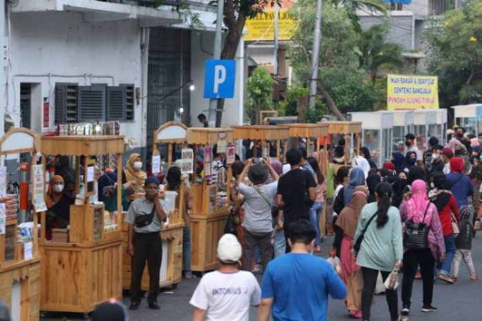 Car Free Day (CFD) sore di Jalan Tunjungan Surabaya, Jawa Timur | dok/photo: Diskominfo Surabaya