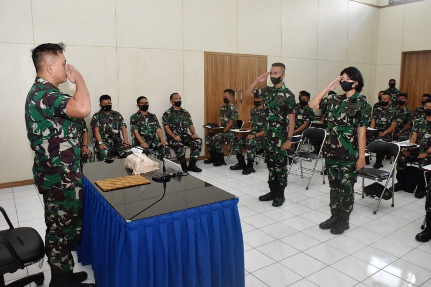 Kegiatan berlangsung di ruang kelas Diskomlek Koarmada II, Senin (23/05/2022) | dok/photo: Dispen Koarmada II