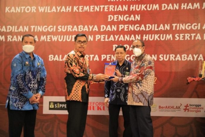 Acara penandatanganan nota kesepahaman | dok/photo: Humas Kanwil Kemenkumham Jatim