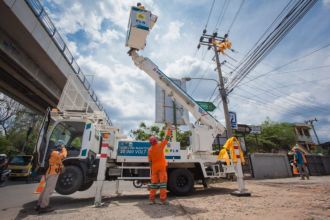 Ilustrasi perbaikan listrik PLN | dok/photo: Humas PLN Persero