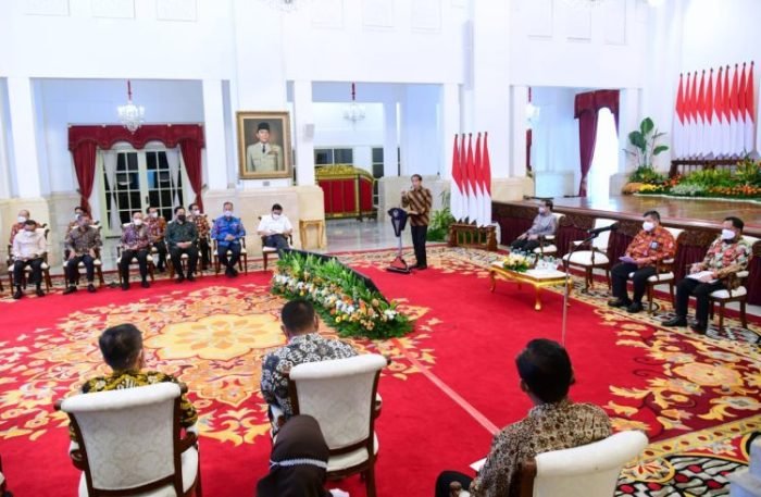 Presiden Jokowi saat memimpin Rapat Koordinasi Nasional Pengawasan Intern Pemerintah Tahun 2022 di Istana Negara, Jakarta, Selasa (14/6/2022) | dok/photo: BPMI Setpres