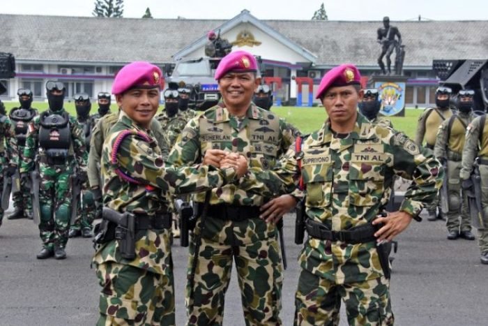Sertijab Komandan Batalyon Intai Amfibi 2 Marinir | dok/photo: Dispen Kormar
