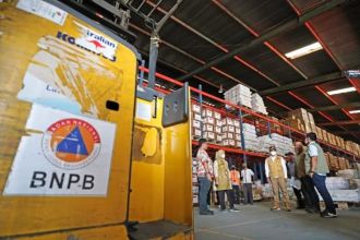 Bantuan logistik saat berada di gudang penyimpanan BNPB, Jakarta, Jumat (23/9/2022) | dok/photo: BNPB