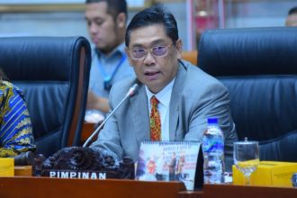 Wakil Ketua Komisi I DPR RI, Utut Adianto | source: dpr.go.id