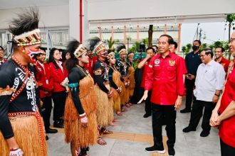 Presiden Joko Widodo saat meresmikan Asrama Mahasiswa Nusantara (AMN) di Kota Surabaya, Jawa Timur, Selasa (29/11/2022) | dok/photo: BPMI Setpres