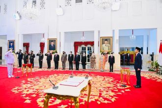 Prosesi pelantikan Laksamana Yudo Margono sebagai Panglima TNI di Istana Negara, Jakarta, Senin (19/12/2022) | dok/photo: BPMI Setpres