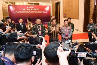 Presiden Joko Widodo menyampaikan keterangan usai memberikan arahan dalam Rapim TNI dan Polri Tahun 2023 di Jakarta, Rabu (8/2/2023) | dok/foto: BPMI Setpres/Lukas