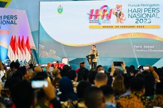 Presiden Joko Widodo saat menyampaikan sambutan pada Puncak Peringatan HPN 2023 di Deli Serdang, Sumatera Utara, Kamis (9/2/2023) | dok/foto: BPMI Setpres