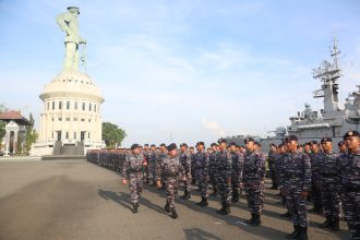 Apel gelar latihan Glagaspur Tingkat-III Satuan Kapal Eskorta Koarmada II di Dermaga Madura Koarmada II, Jumat (28/04/2023) | dok/foto: Dispen Koarmada II