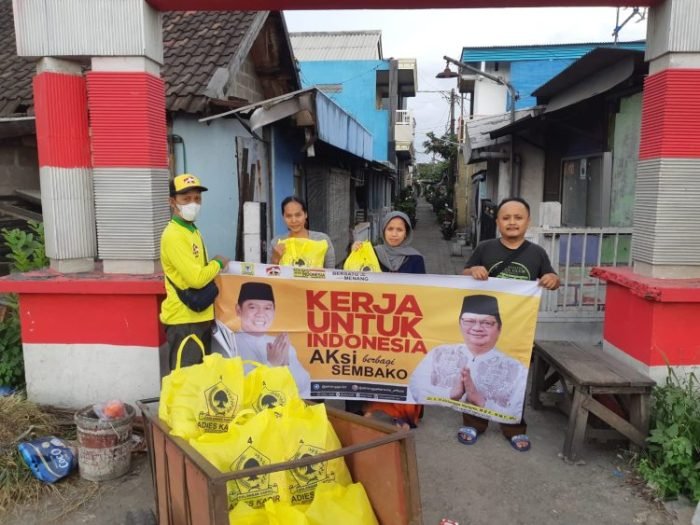 Paket sembako yang dibagikan kepada masyarakat | dok/foto: Ist