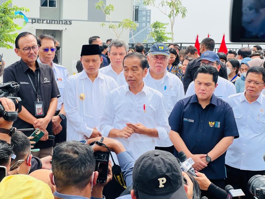 Presiden Joko Widodo usai meresmikan hunian milenial di Kota Depok, Jawa Barat, Kamis, 13 April 2023 | dok/foto: BPMI Setpres