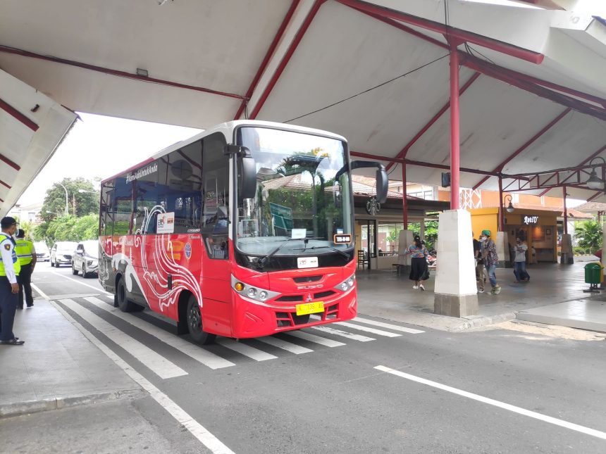 Kemenhub Segera Berlakukan Tarif Khusus BTS Teman Bus – Bicara Indonesia