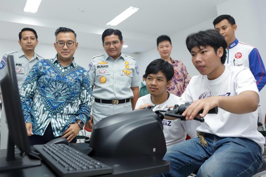 Training anggota komunitas Road Safety Ranger Z | dok/foto: Humas Jasa Raharja