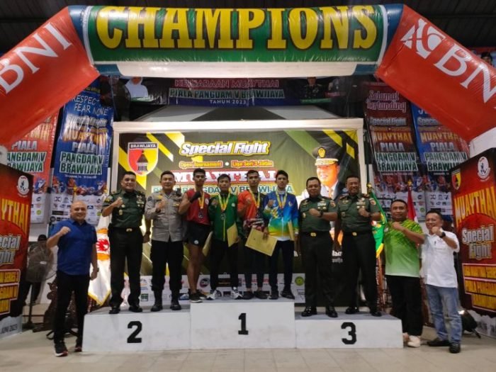 Penutupan kejuaraan Muaythai Piala Pangdam V/Brawijaya di GOR Hayam Wuruk, Surabaya, Minggu (18/6/2023) | dok/foto: Istimewa