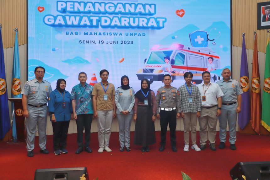 Pelatihan Penanganan Gawat Darurat (PPGD) bagi mahasiswa Universitas Padjadjaran (UNPAD) di Jatinangor, Sumedang, Jawa Barat, Senin (19/06/2023) | dok/foto: Humas Jasa Raharja