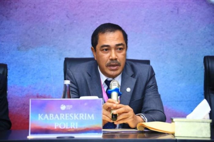 Kabareskrim Polri, Komjen Agus Andrianto