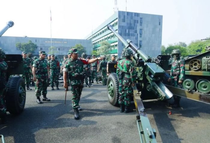 Apel gelar pasukan di Lapangan Ahmad Yani Makodam V/Brawijaya, Surabaya, Rabu (05/07/2023) | Kredit foto: Pendam V/Brawijaya