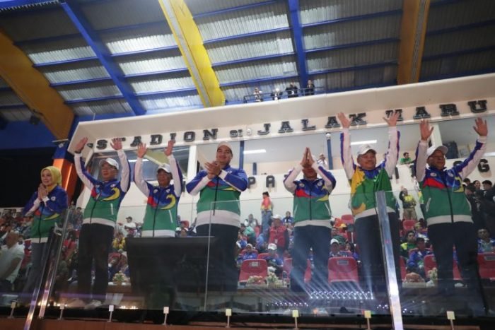 Upacara pembukaan Fornas VII di Stadion Si Jalak Harupat, Soreang, Kabupaten Bandung, Jawa Barat, Minggu (2/7/2023) | dok/foto: Kemenpora RI
