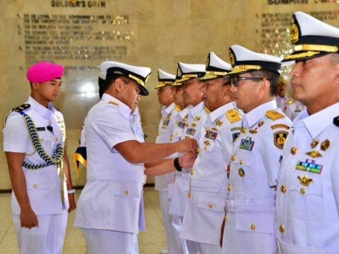 Upacara Serah Terima Jabatan Pati TNI AL di Lobby Gedung R.E. Martadinata, Mabesal, Cilangkap, Jakarta Timur, Kamis (20/07/2023) | Kredit Foto: Dispenal