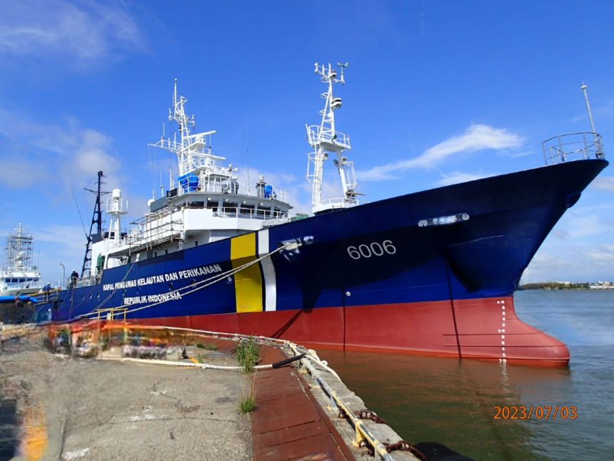 Kapal pengawas berukuran 63-meter tersebut, ditargetkan akan memperkuat pengawasan sumber daya kelautan dan perikanan di Laut Natuna | Kredit Foto: Humas Ditjen PSDKP