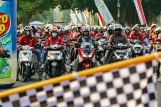 Flag off Tour de Merapi di Lapangan Pemerintah Daerah (Pemda) Sleman, DIY, Minggu (23/7/2023) | Kredit Foto: Pemkab Sleman