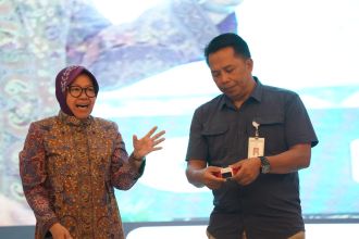 Menteri Sosial Tri Rismaharini saat meluncurkan GRITA di Gedung Aneka Bhakti, Jakarta, Kamis 10 Agustus 2023 | Kredit Foto: Humas Kemensos