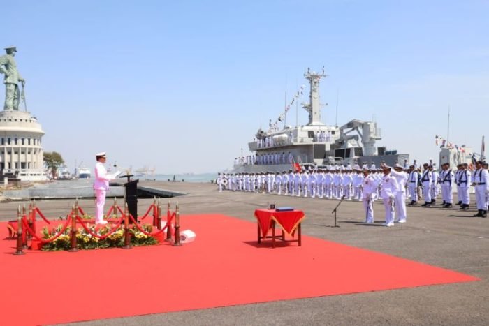Upacara peresmian serta pengukuhan Komandan KRI Pulau Fani-731 dan KRI Pulau Fanildo-732, di Koarmada II, Surabaya, Senin, 14 Agustus 2023 | Kredit Foto: Dispen Koarmada II