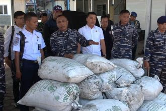 Ungkap kasus dugaan pencurian batu bara di atas kapal | Kredit Foto: Dispen Koarmada II