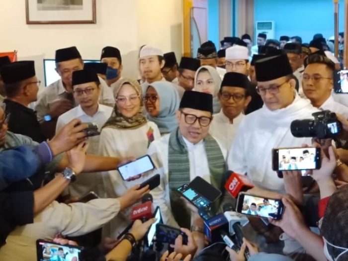 Bacawapres RI Muhaimin Iskandar didampingi Capres RI Anies Baswedan saat memberikan keterangan pers kepada wartawan | Kredit Foto: Istimewa