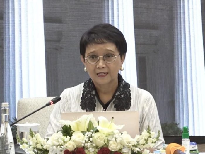 Menteri Luar Negeri RI, Retno Marsudi saat memberikan keterangan pers di Jakarta, Jumat (3/11/2023) | dok/foto: Istimewa