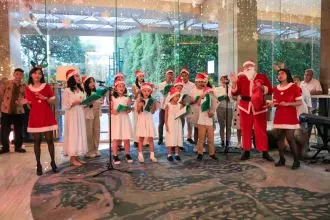 Tree Lighting Ceremony Vasa Hotel Surabaya | dok/foto: Istimewa