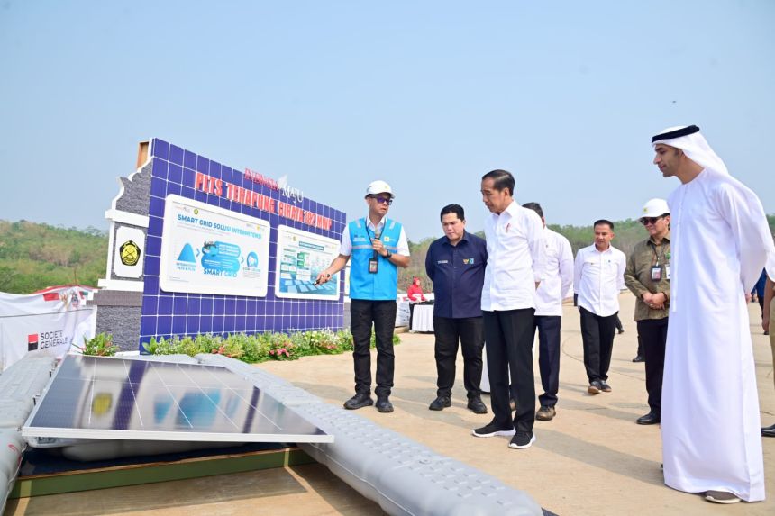 Peresmian pembangkit listrik tenaga surya (PLTS) terapung Cirata di Kabupaten Purwakarta, Jawa Barat, Kamis, 9 November 2023 | dok/foto: BPMI Setpres