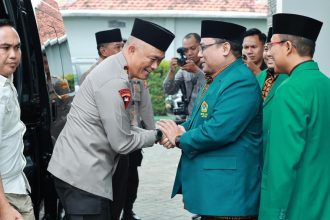 Kapolda Jawa Timur, Irjen Pol Imam Sugianto, saat bersilaturahmi ke Kantor DPW LDII Jatim, Selasa, 28 November 2023 | dok/foto: Hum/Jk