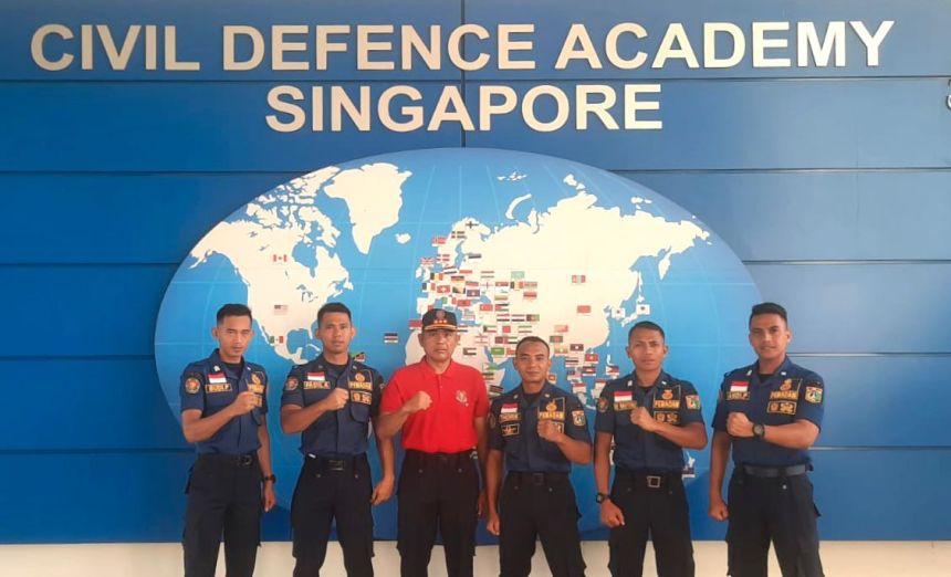Kontingen Indonesia di ajang Singapore-Global Firefighting and Paramedics Challenge (SGFPC) 2023 | dok/foto: Pemprov DKI Jakarta