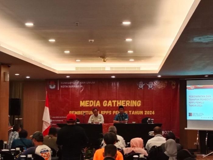 Media gathering tentang pembentukan KPPS dalam Pemilu 2024 di Kota Surabaya, Senin (11/12/2023) | dok/foto: Dwd