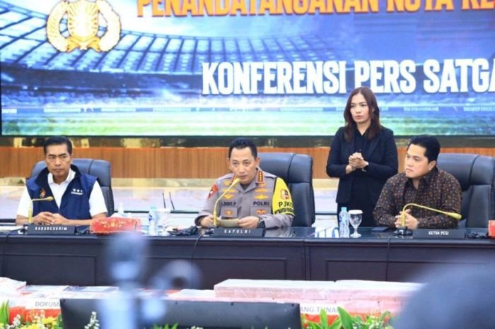 Kapolri Jenderal Pol Listyo Sigit Prabowo saat menggelar konferensi pers di Rupatama Mabes Polri, Jakarta, Rabu (13/12/2023) | dok/foto: Hum/Polri
