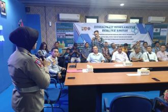 Sosialisasi keselamatan dan tertib berlalu lintas di Terminal Bungurasih, Sidoarjo, Jawa Timur, Kamis (28/3/2024) | dok/foto: Istimewa