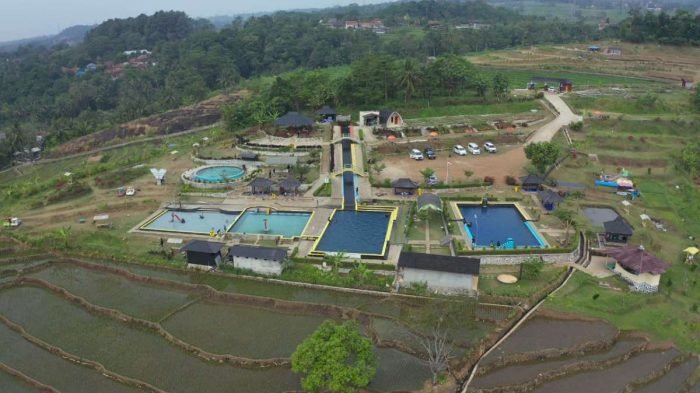 Destinasi wisata BUMDes Arya Kemuning yang berlokai di Desa Kaduela, Kuningan, Jawa Barat | dok/foto: Hum/Jabar