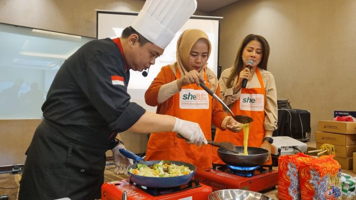 Acara Fun Cooking Demo yang berlangsung di Midtown Hotel Surabaya, Senin 20 Mei 2024 | dok/foto: Istimewa