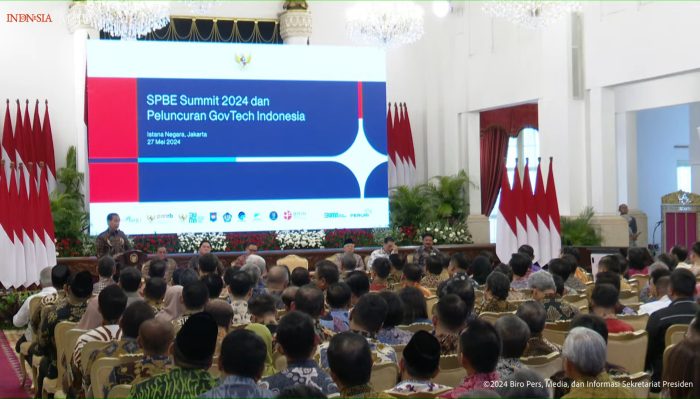 Presiden Jokowi memberikan sambutan dalam acara SPBE Summit 2024 dan Peluncuran Govtech Indonesia di Istana Negara, Jakarta, Senin (27/05/2024) | Source: Yt/BPMI Setpres