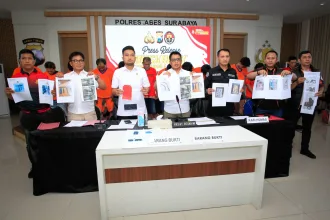 Konferensi pers ungkap kasus hasil "Operasi Sikat Semeru", di Polrestabes Surabaya, Rabu (5/6/2024) | dok/foto: Ariandi K