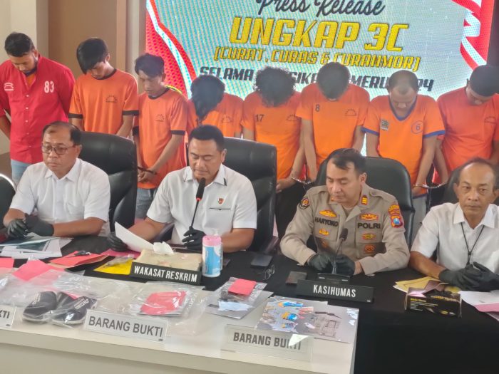 Konferensi pers terkait kasus curanmor dan curat yang berhasil dibongkar Polrestabes Surabaya | dok/foto: Dimas AP