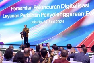 Presiden Jokowi meluncurkan digitalisasi layanan perizinan penyelenggaran event di The Tribrata Darmawangsa, Jakarta, Senin, 24 Juni 2024 | Foto: BPMI Setpres
