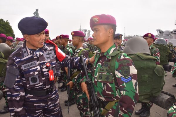 Apel Gelar Pasukan Kesiapan Gugus Tempur Operasi Trisila-24 Periode III, di Dermaga Madura Koarmada II Ujung Surabaya, Selasa (2/7/2024) | Foto: Dispen Koarmada II