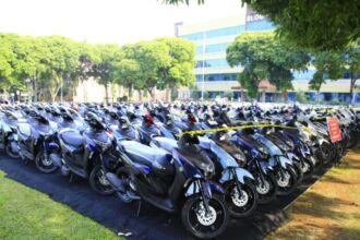 Barang bukti ratusan sepeda motor saat diamankan SLog Polri, Pulogadung, Jakarta Timur, Kamis (18/7/2024) | Foto: Polri