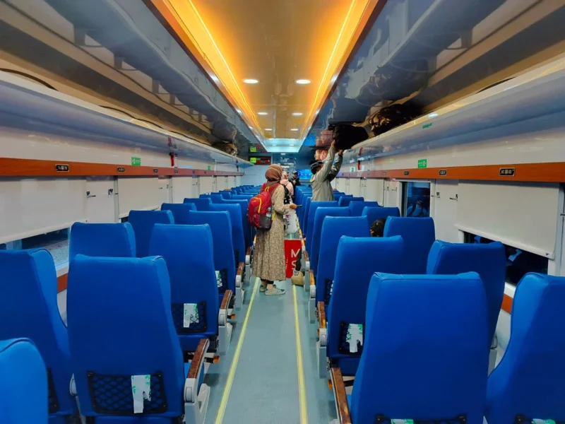 Kereta ekonomi new generation versi modifikasi | Foto: dok. Humas KAI