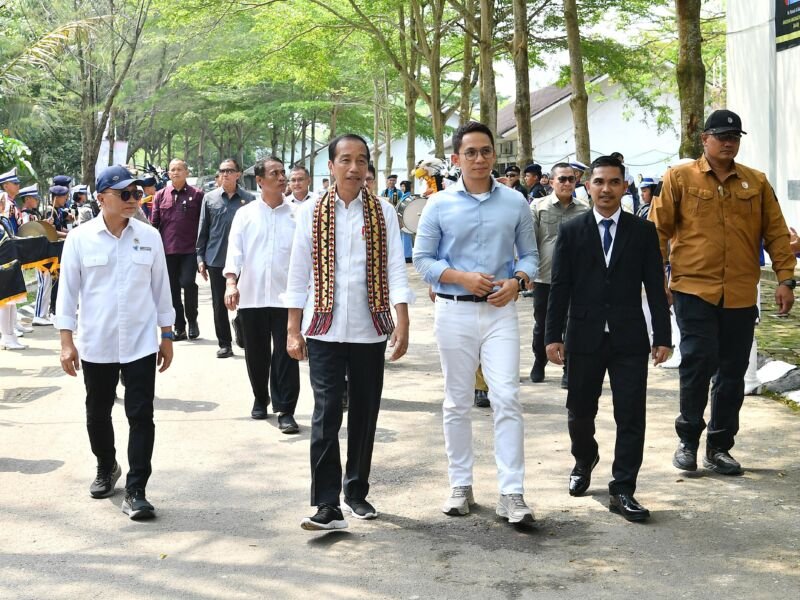 Acara peresmian Gedung Jokowi Learning Center (JLC) SMA Kebangsaan, Kabupaten Lampung Selatan, Provinsi Lampung, Kamis, 11 Juli 2024 | Foto: BPMI Setpres