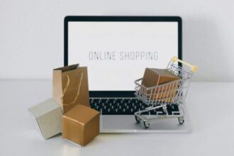 Ilustrasi Online Shopping (pexels)