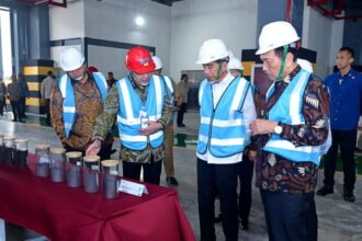 Pabrik di KEK Kendal ini diharapkan mampu memproduksi 80 ribu ton material anoda per tahun | Foto: BPMI Setpres