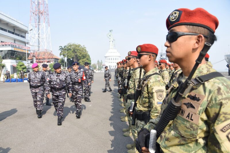 Apel Gelar Kesiapan Amphibious Operation Task Group dalam rangka Latgabma Super Garuda Shield 2024, di Dermaga Madura Koarmada II, Surabaya, Kamis (22/8/2024) | Foto: Dispen Koarmada II